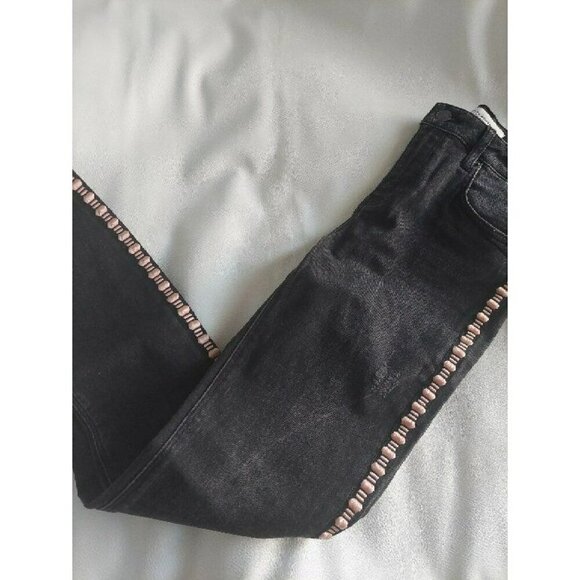 2/$30 Zara Premium Denim Collection Black Jeans with Pink Embroidery Size 4 - Picture 7 of 16